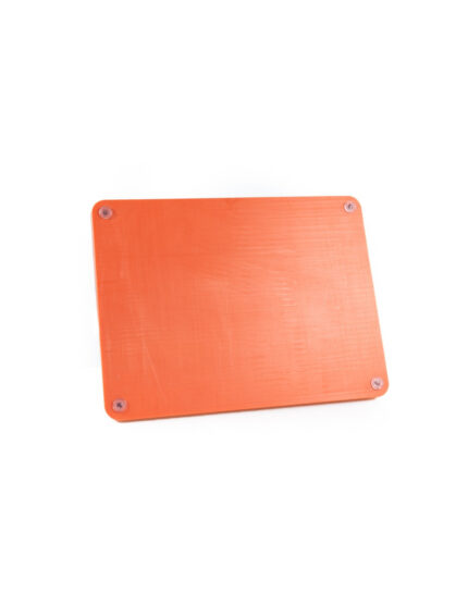 Tabla con ranuras de polietileno PE500 color salmón para cortar pan con gomas antideslizantes