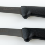 Cuchillos deshuesadores mango inyectado dos modelos carnicería hostelería profesional ref. 0425